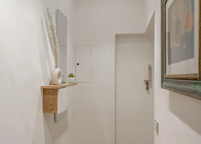 Iflat Modern & Comfortable In Trastevere Apartment *